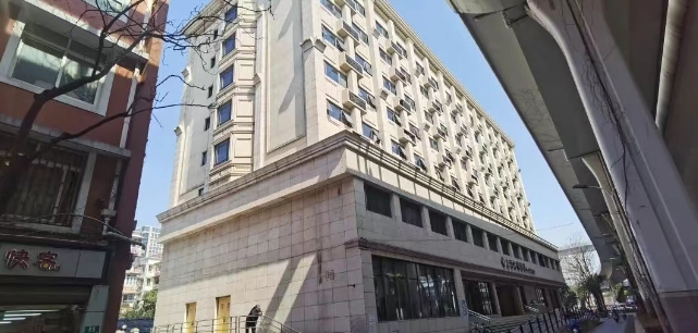 上海虹口區(qū)出售獨棟：大柏樹商圈醫(yī)院帶租約現(xiàn)房，即買即享穩(wěn)定收益